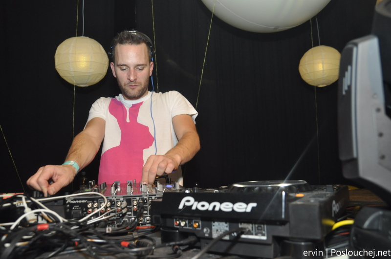 ELEKTRA W. PAN-POT (MOBILEE) - Pátek 14. 12. 2012